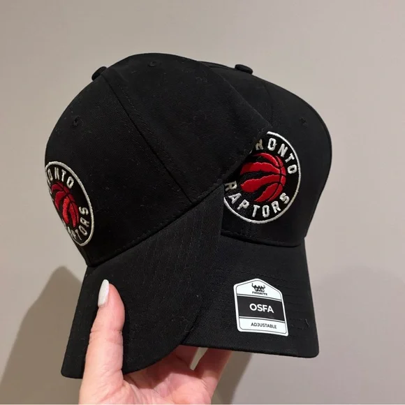 X2 NWT Raptors Hats - Picture 4 of 4